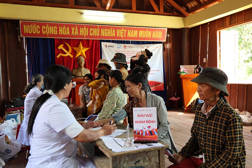 CLB THIỆN NGUYỆN ẤM TÌNH YÊU THƯƠNG LAN TỎA GIÁ TRỊ NHÂN VĂN QUA CHUỖI HOẠT ĐỘNG CỘNG ĐỒNG TẠI TỈNH GIA LAI